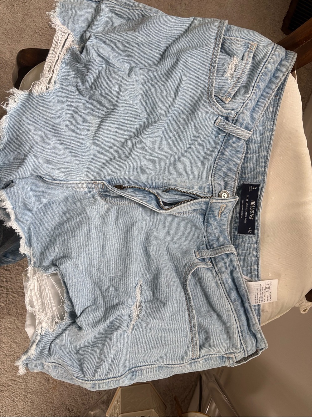 Hollister Light Wash High-Rise Mom Denim Shorts